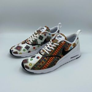 Air Max Thea Liberty White Black Size 10 US